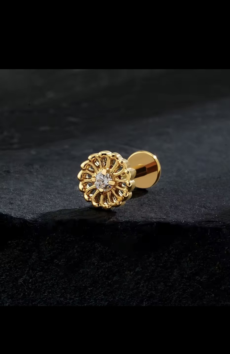 Piercing Titânio Flor 1 zircônia